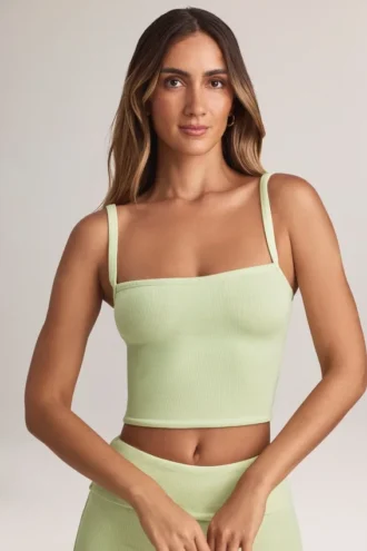 Top a canotta con scollo quadrato in modal Lai, verde salvia