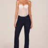 Top a corsetto con allacciatura a fascia Zoa in avorio