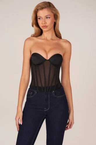 Top a corsetto con allacciatura a fascia Zoa  in nero