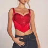 Top a corsetto con scollo a cuore e lacci Allure in rosso rosa
