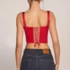 Top a corsetto con scollo a cuore e lacci Allure in rosso rosa