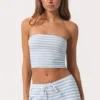 Top a fascia in jersey a costine a righe blu Top a fascia in jersey a costine a righe blu