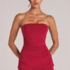 Top a fascia lungo Leni in rosso ciliegia Top a fascia lungo Leni in rosso ciliegia