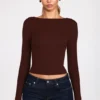Top a maniche lunghe con arricciature in modal a coste Luisa, color cioccolato Top a maniche lunghe con arricciature in modal a coste Luisa, color cioccolato