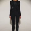 Top a maniche lunghe con collo rotondo e decorazioni Venia in nero Top a maniche lunghe con collo rotondo e decorazioni Venia in nero