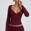 Top a maniche lunghe con ruches Emry in modal color prugna Top a maniche lunghe con ruches Emry in modal color prugna