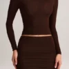 Top a maniche lunghe con ruches in Modal Alia, colore marrone cioccolato Top a maniche lunghe con ruches in Modal Alia, colore marrone cioccolato