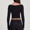 Top a maniche lunghe con scollo a barchetta in Modal Charliane, nero Top a maniche lunghe con scollo a barchetta in Modal Charliane, nero