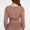 Top a maniche lunghe con spalle scoperte Quinn Modal in color moka Top a maniche lunghe con spalle scoperte Quinn Modal in color moka