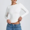 Top bianco a collo alto con maniche lunghe e schiena scoperta in modal Elli