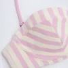 Top bikini a balconcino con ferretto e scollo all’americana Ascona a righe malva Top bikini a balconcino con ferretto e scollo all’americana Ascona a righe malva