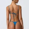 Top bikini a triangolo con decorazioni a catena South Beach in blu oceano Top bikini a triangolo con decorazioni a catena South Beach in blu oceano