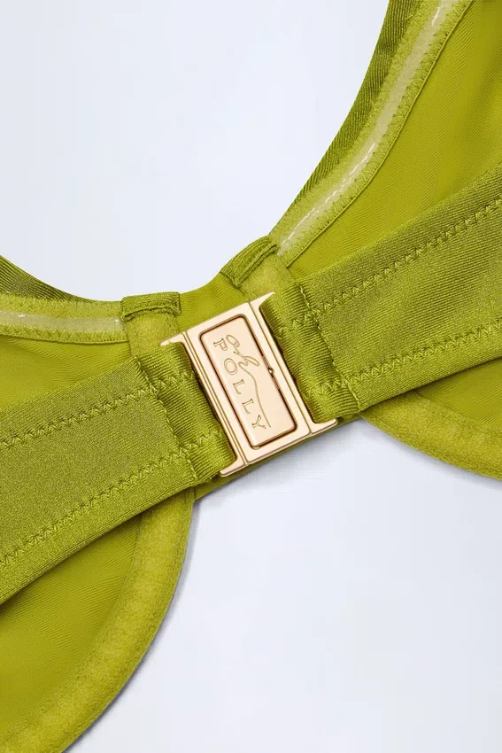 Top bikini con ferretto arricciato e decorazioni in perline Bruny in verde oliva Top bikini con ferretto arricciato e decorazioni in perline Bruny in verde oliva
