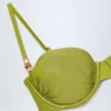 Top bikini con ferretto arricciato e decorazioni in perline Bruny in verde oliva Top bikini con ferretto arricciato e decorazioni in perline Bruny in verde oliva