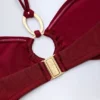 Top bikini con scollo all’americana e dettagli in metallica Savai in ciliegia scura Top bikini con scollo all’americana e dettagli in metallica Savai in ciliegia scura
