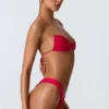 Top bikini con scollo all’americana e ruches decorato Clearwater in rosa lampone