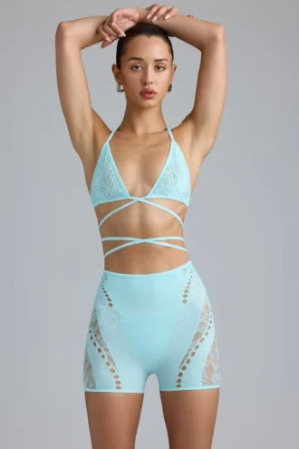 top bikini liberty con spalline incrociate e decorazioni in blu ghiaccio 1 330x495 - Top bikini Liberty con spalline incrociate e decorazioni in blu ghiaccio
