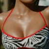 Top bikini reversibile con scollo all’americana Zuma con stampa zebrata Top bikini reversibile con scollo all’americana Zuma con stampa zebrata