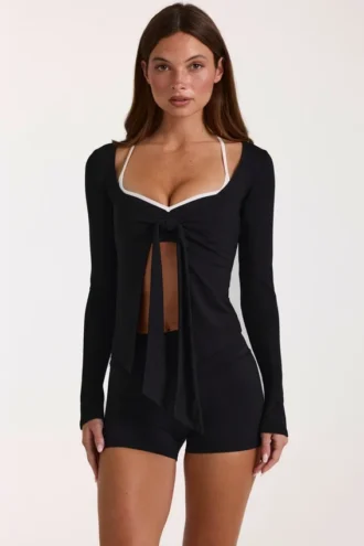 Top con lacci sul davanti in modal, colore nero