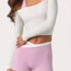 Top con spalle scoperte in jersey morbido, colore latte Top con spalle scoperte in jersey morbido, colore latte