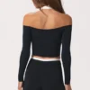 Top con spalle scoperte in morbido jersey nero