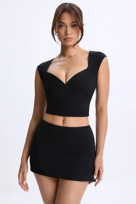 Top Cora in Modal con maniche ad aletta e ruches, colore nero