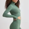 Top corto a collo alto Soft Active in kaki Top corto a collo alto Soft Active in kaki