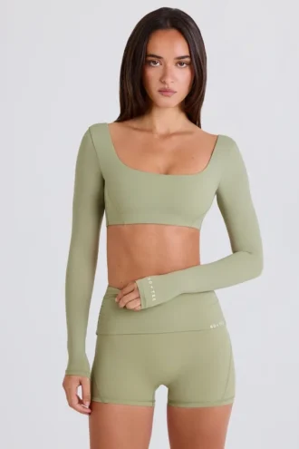 Top corto a maniche lunghe in color Matcha