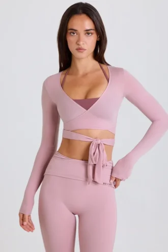 Top corto avvolgente in jersey morbido color malva