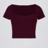 Top corto Soft Active con scollo a cuore in bordeaux Top corto Soft Active con scollo a cuore in bordeaux