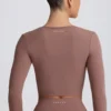 Top corto Soft Active con scollo a cuore in color moka Top corto Soft Active con scollo a cuore in color moka