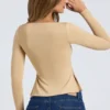 Top Fiora in Modal con scollo a cuore in color sabbia Top Fiora in Modal con scollo a cuore in color sabbia