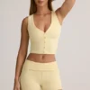 Shorts a vita media con risvolto Lisha in modal a coste, giallo crema Shorts a vita media con risvolto Lisha in modal a coste, giallo crema