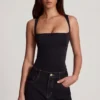 Top in jersey morbido con scollo quadrato e arricciature Mirandria in nero Top in jersey morbido con scollo quadrato e arricciature Mirandria in nero