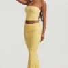 Top in pizzo senza spalline con arricciature Tamia in giallo pastello Top in pizzo senza spalline con arricciature Tamia in giallo pastello