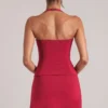 Top lungo con scollo all’americana Vita in rosso ciliegia Top lungo con scollo all’americana Vita in rosso ciliegia