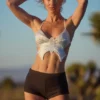 Top Maris Butterfly con lacci sul retro in bianco Top Maris Butterfly con lacci sul retro in bianco