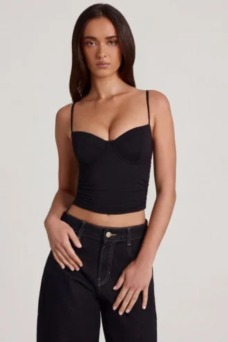 Top nero con spalline e ferretto in TENCEL™ Modal