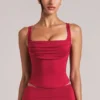 Top Veya con scollo quadrato in rosso ciliegia Top Veya con scollo quadrato in rosso ciliegia