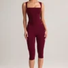Top Vivee in modal con scollo quadrato color vino Top Vivee in modal con scollo quadrato color vino