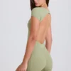 Tuta con schiena scoperta in Matcha Tuta con schiena scoperta in Matcha