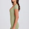 Tuta con schiena scoperta in Matcha Tuta con schiena scoperta in Matcha