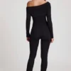 Tuta Erisen in Modal con spalle scoperte e maniche lunghe, colore nero Tuta Erisen in Modal con spalle scoperte e maniche lunghe, colore nero