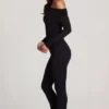 Tuta Erisen in Modal con spalle scoperte e maniche lunghe, colore nero Tuta Erisen in Modal con spalle scoperte e maniche lunghe, colore nero
