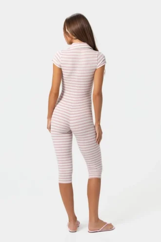 Tuta intera capri in jersey a costine a righe rosa Tuta intera capri in jersey a costine a righe rosa