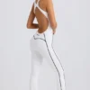 Tuta Intera Petite Soft Active con schiena scoperta in bianco Tuta Intera Petite Soft Active con schiena scoperta in bianco