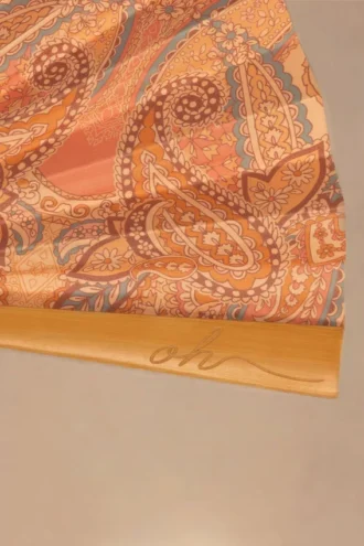 Ventaglio pieghevole Elaraine con stampa Paisley