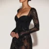 Vestito a corpetto con body trasparente decorato Jovie in nero Vestito a corpetto con body trasparente decorato Jovie in nero