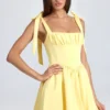 Vestito a corsetto drappeggiato Bellamy in Lemon Sherbet Vestito a corsetto drappeggiato Bellamy in Lemon Sherbet