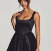 Vestito a corsetto in taffetà intrecciato Sueno in nero jet Vestito a corsetto in taffetà intrecciato Sueno in nero jet